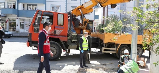 KARTAL'IN CADDE VE SOKAKLARI IŞIL IŞIL