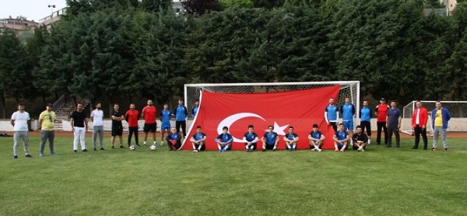 PENDİKSPOR 19 MAYIS'I COŞKUYLA  KUTLADI