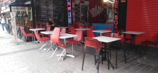 PENDİK'TE NORMALLEŞME SONRASI AÇILAN CAFE VE RESTORANLAR  BOMBOŞ