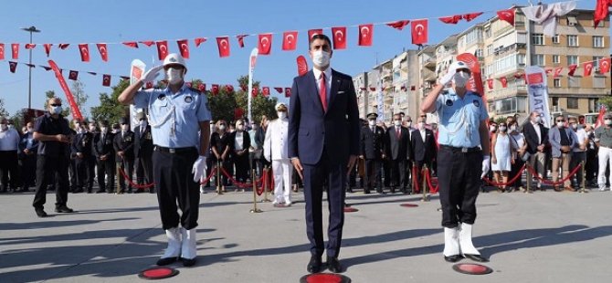 KARTAL BELEDİYE BAŞKANLIĞI 30 AĞUSTOS ZAFER BAYRAMI'NI TÖRENLERLE KUTLADI