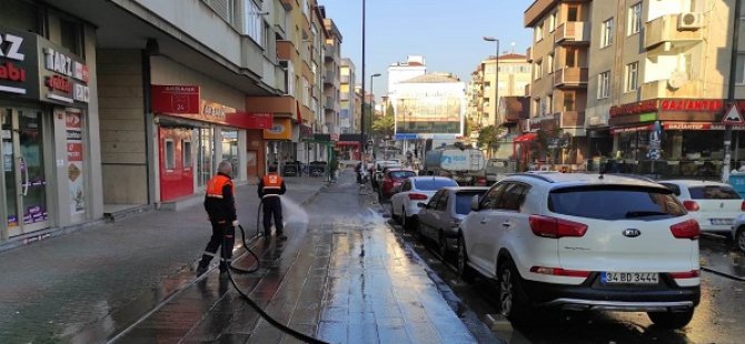 SOKAĞA ÇIKMA YASAĞINDA PENDİK'İN CADDELERİ TAZYİKLİ SUYLA  YIKANDI