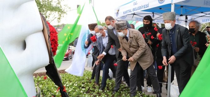 ÇERKES SÜRGÜNÜNDE HAYATINI KAYBEDENLER 157. YILINDA KARTAL'DA ANILDI