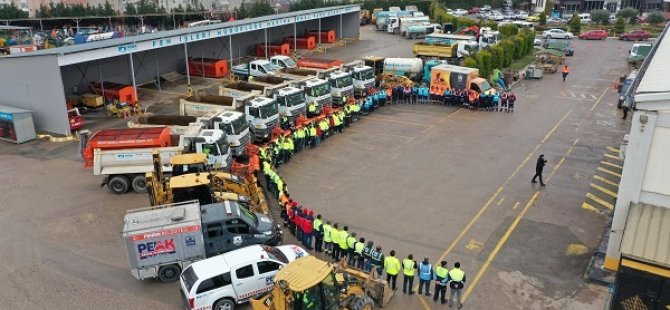 PENDİK BELEDİYESİ BU GÜN BEKLENEN KAR YAĞIŞINA KARŞI TEYAKKUZA GEÇTİ