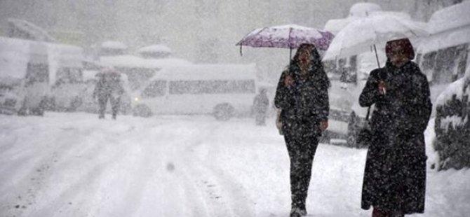 VALİ ALİ YERLİKAYA'DAN KAR YAĞIŞI UYARISI! 'ZORUNLU OLMADIKÇA TRAFİĞE ÇIKMAYIN'