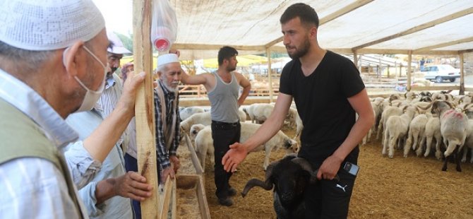 KARTAL BELEDİYESİ 200 KİŞİLİK EKİP İLE KURBAN BAYRAMI'NDA GÖREVE HAZIR