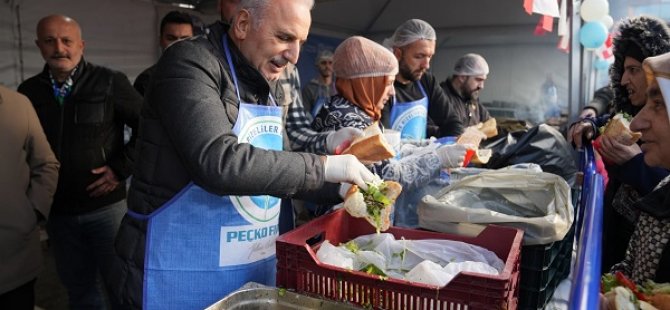 ÜMRANİYELİLER HAMSİ FESTİVALİNDE BULUŞTU