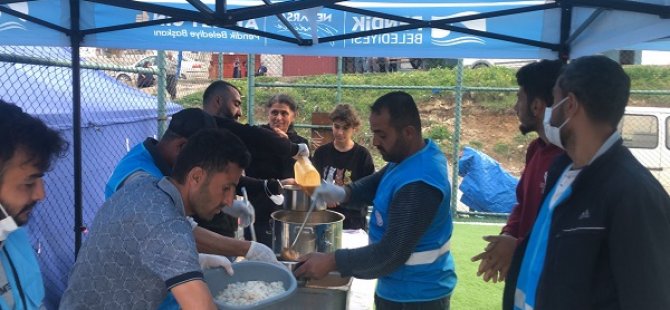 PENDİK BELEDİYESİ HATAY ANTAKYA'DA DEPREMZEDELERE İFTAR SOFRASI KURDU