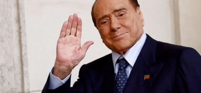 İTALYA'NIN ESKİ BAŞBAKANI SİLVİO BERLUSCONİ HAYATINI KAYBETTİ