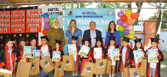 KARTAL BELEDİYE KREŞLERİNDE KARNE HEYECANI YAŞANDI