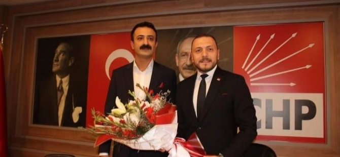 CHP KARTAL İLÇE BAŞKANLIĞI'NDA BAYRAK DEĞİŞİMİ;MERT POLAT GÖREVİNE BAŞLADI