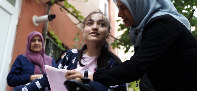 TUZLA'DA 19 YAŞINDAKİ SEMANUR'UN AKÜLÜ ARABASI EVİNDE TESLİM EDİLDİ