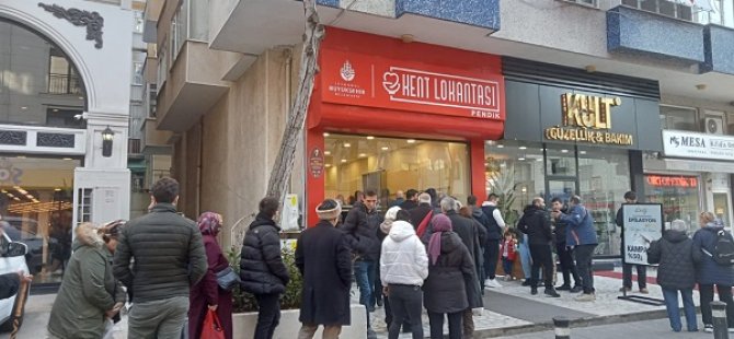 İBB'NİN PENDİK KENT LOKANTASINA VATANDAŞLARDAN YOĞUN İLGİ