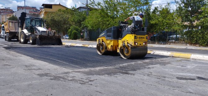 5 AYRI EKİP İLÇE GENELİNDE ASFALT YAMA ÇALIŞMASI YAPIYOR