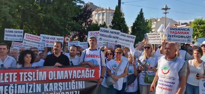 ESKİŞEHİR'DE EMEKLİ ZAMMI PROTESTO YÜRÜYÜŞÜ