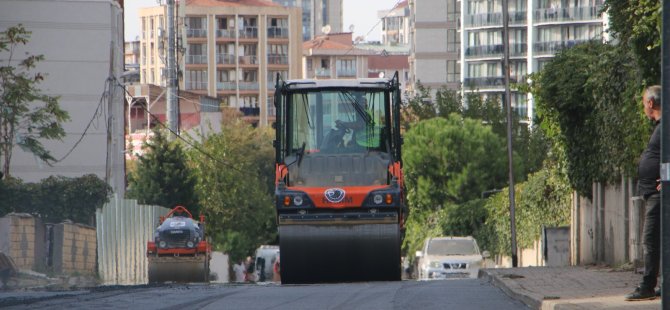 ÜST YAPISI İL MODERN KARTAL İÇİN KARLIKTEPE'DE 2 BİN TON ASFALT SERİMİ YAPILIYOR