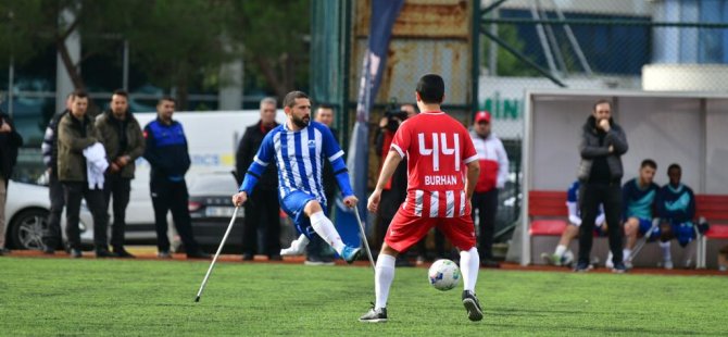 PENDİK BELEDİYESİ 3 ARALIK DÜNYA ENGELLİLER GÜNÜ'NE ÖZEL FUTBOL MAÇINA EV SAHİPLİĞİ YAPACAK