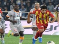 GALATASARAY 8 PUAN KAYBETTİ