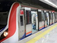 MARMARAY'DA ARIZA: YOLCULAR TEPKİ GÖSTERDİ